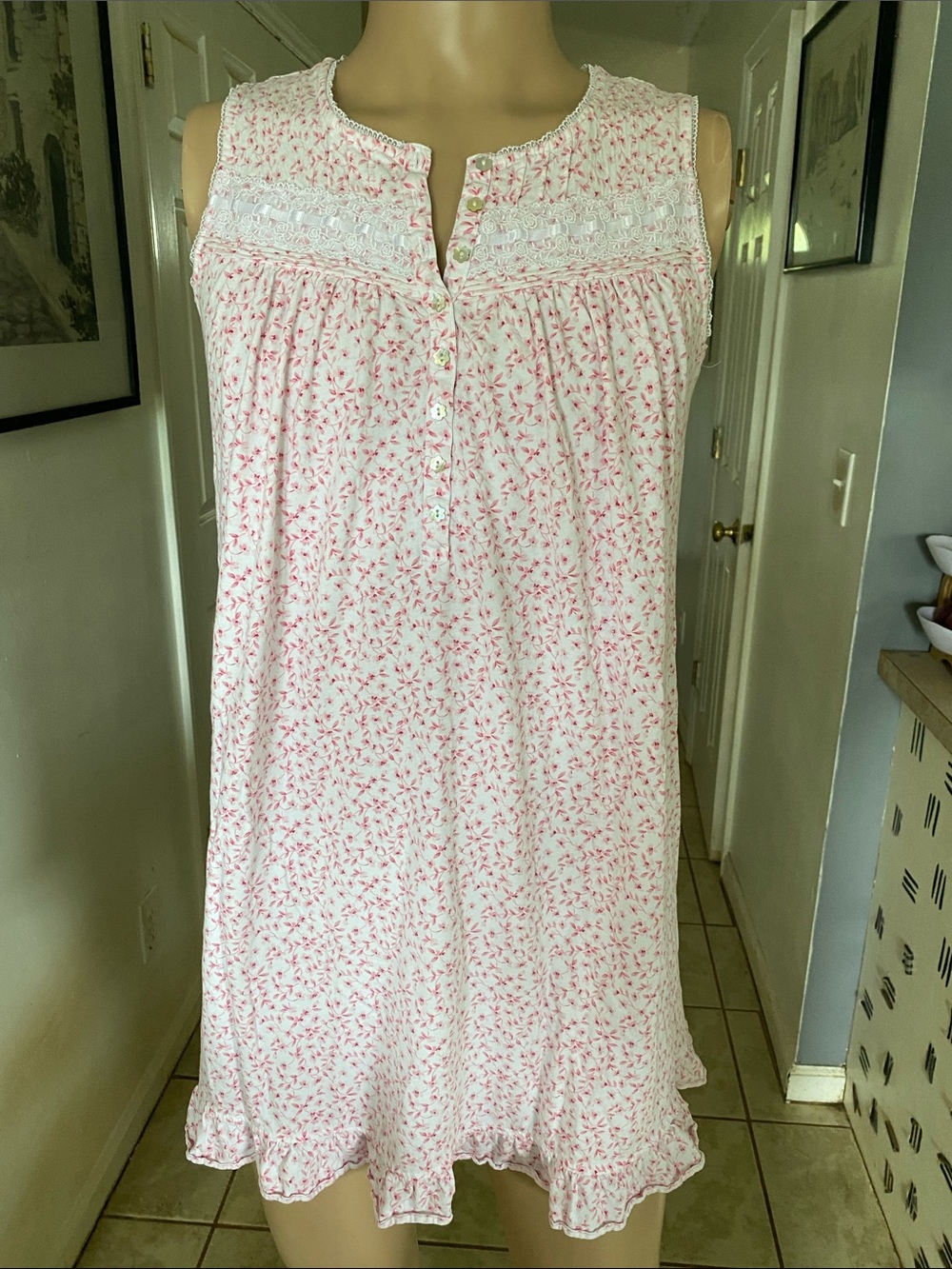 Eileen West White and Pink Floral Sleeveless Nightdress with Lace Yoke